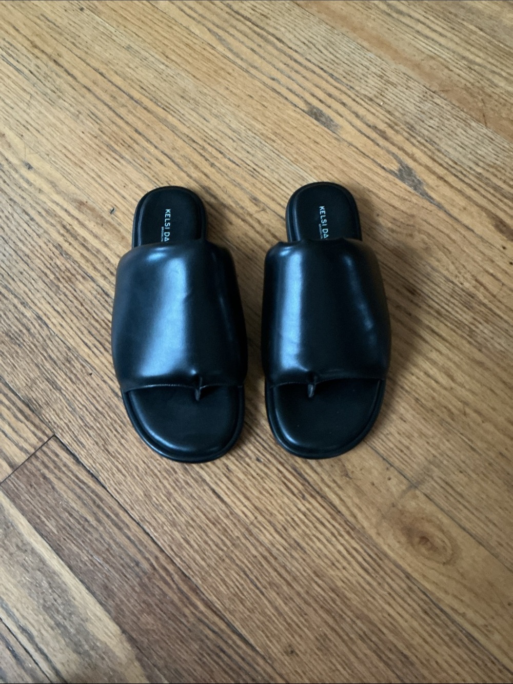 new Kelsi Dagger Brooklyn Traveler Slide Sandals black (Anthropologie)